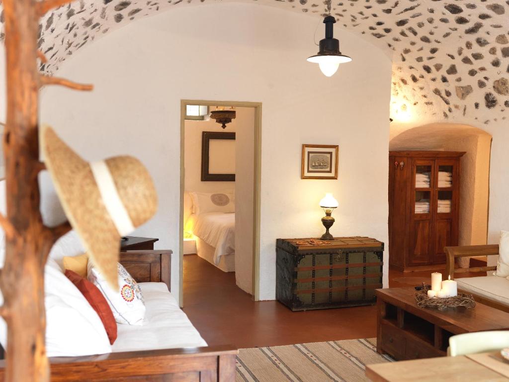 AFOURA HOUSES by K&K 7