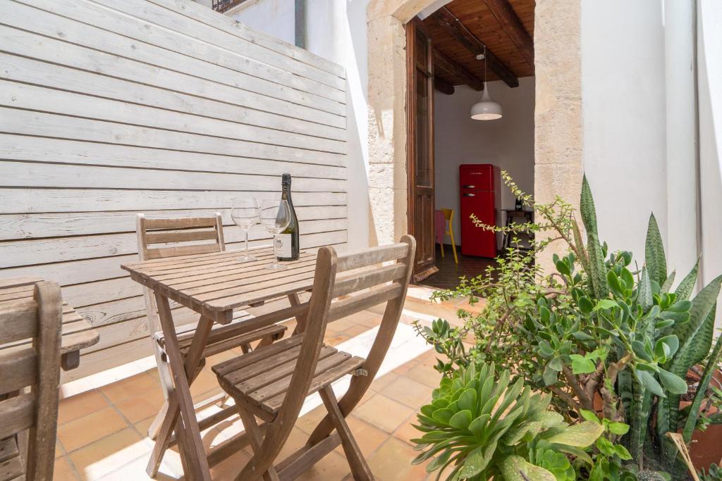 Studio Alagona, three minutes walk from the sea 6