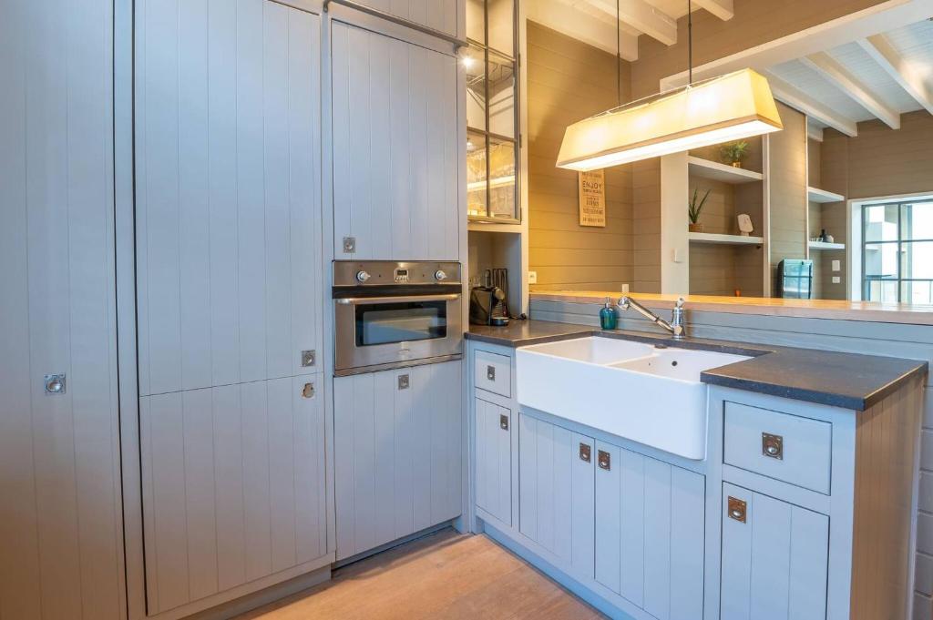 Family house with sauna close to the sea 5