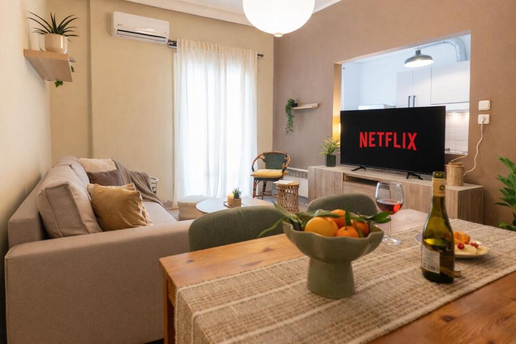 Modern Comfort Apartment with Balcony 5