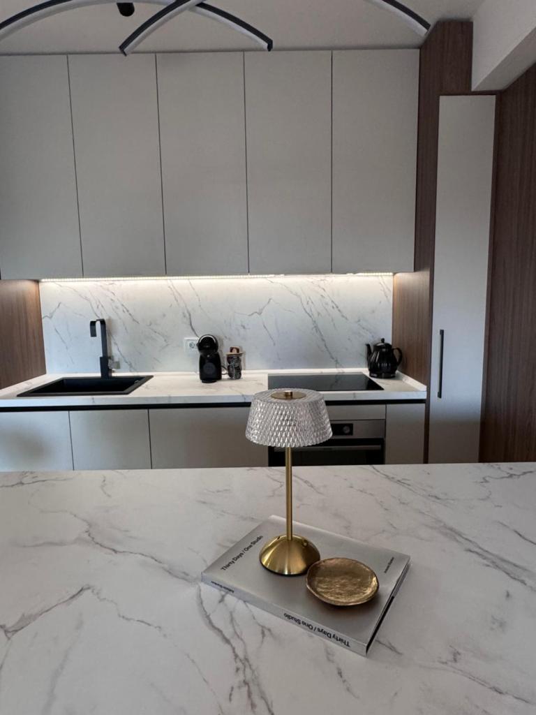 Riverside Aria Lux Residence Apartments 6