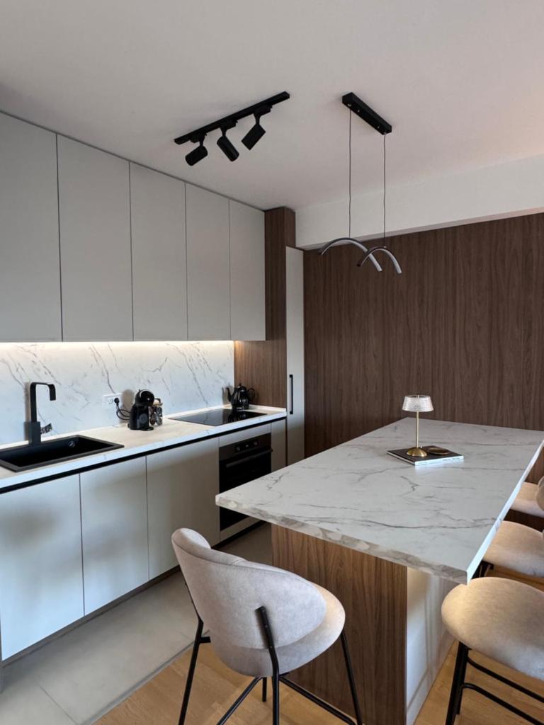Riverside Aria Lux Residence Apartments 2