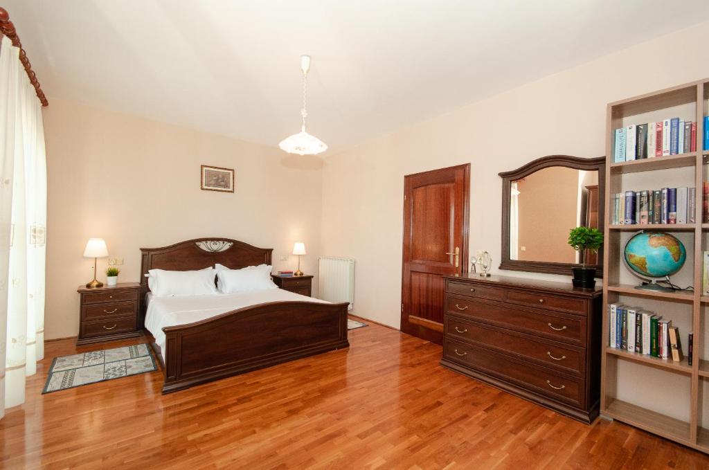 Apartments Villa Juliana 8