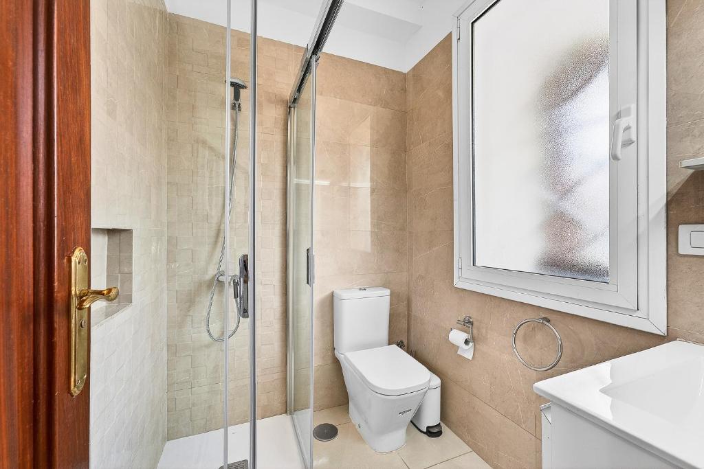 Villa Brisa Serena - Oceanfront & Jacuzzi 3