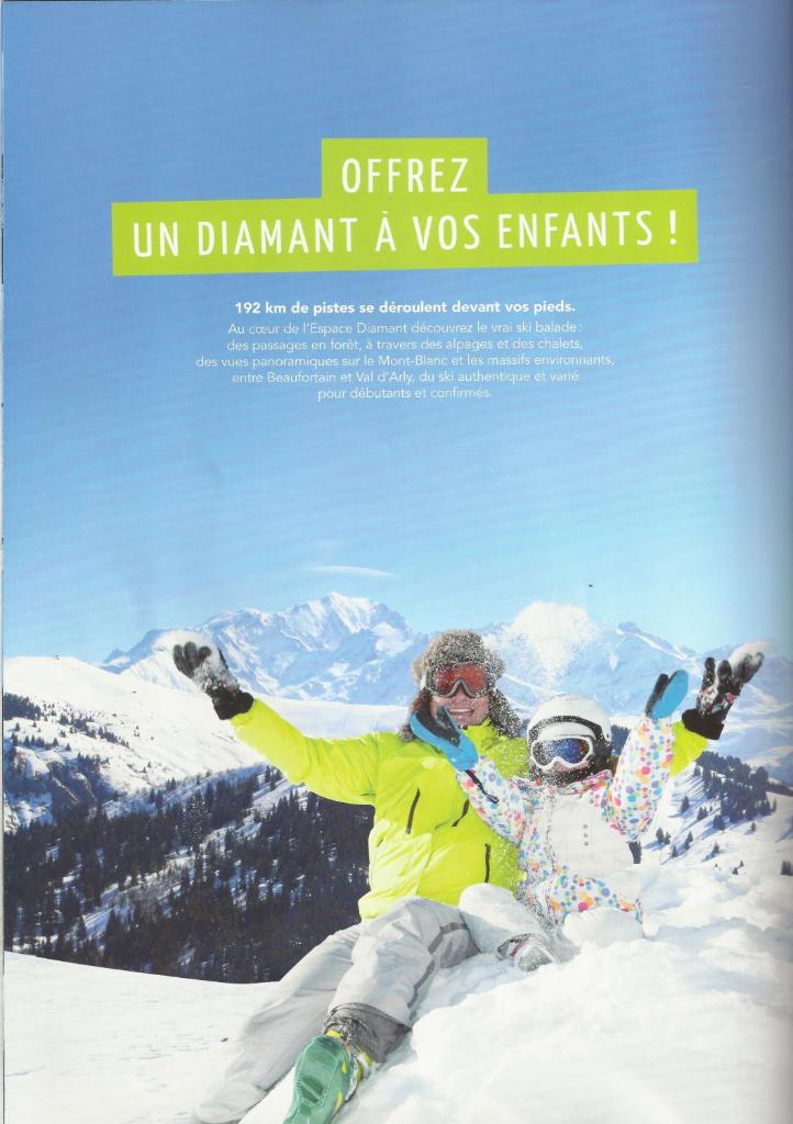 une affiche de deux personnes dans la neige dans l'établissement Les Saisies Bisanne, aux Saisies