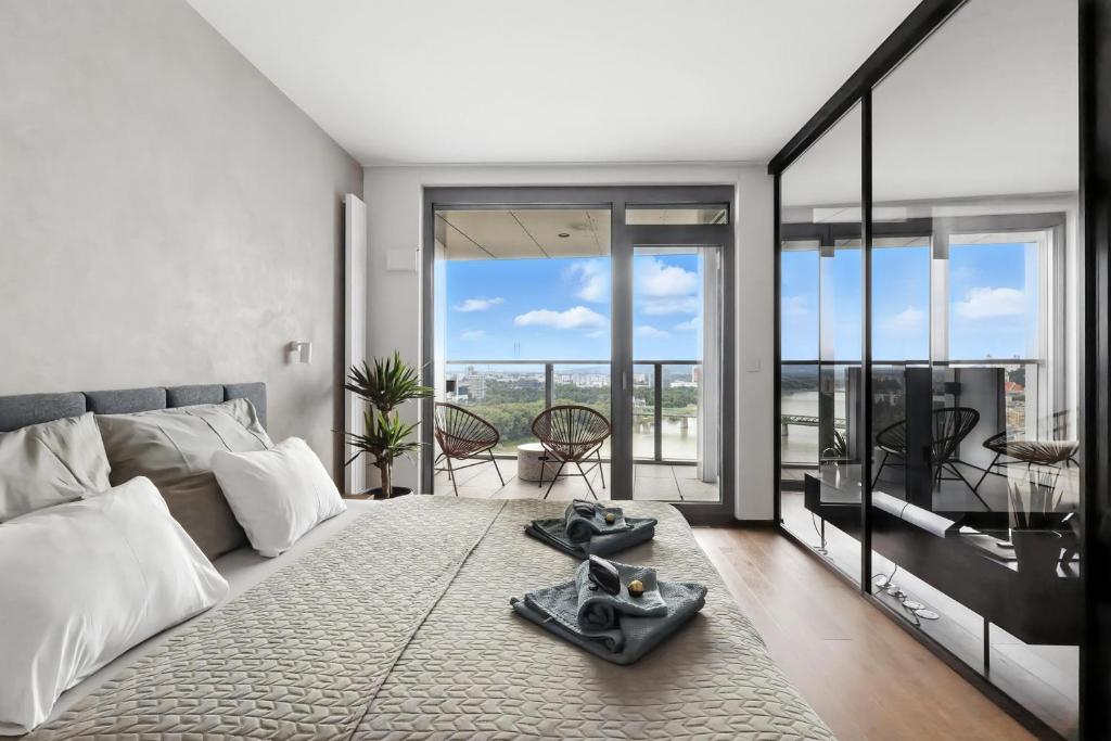 Premium Suite, RIVER & OLD TOWN VIEW,FREE PARKING 3