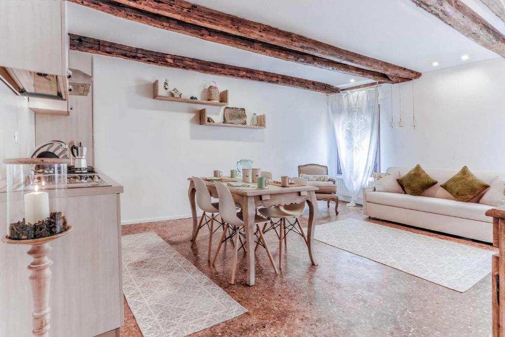 Venice Dream House 7