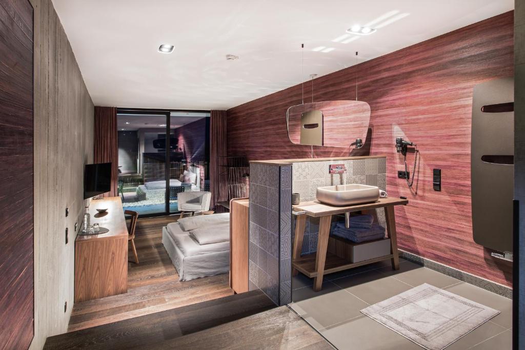 Senses Violett Suites - Adults Only 3