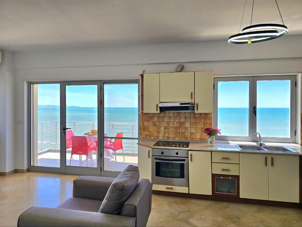 Dream View Apartments in Durres 8