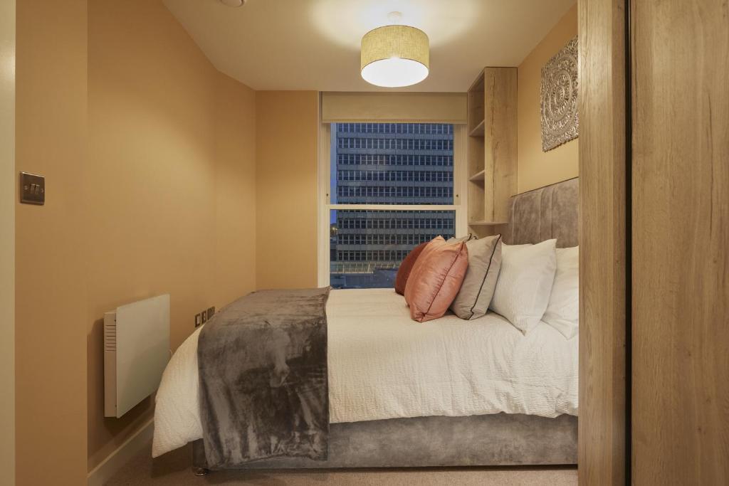 Hayy Luxury 2 Bed Apartments in Leeds City Centre 7