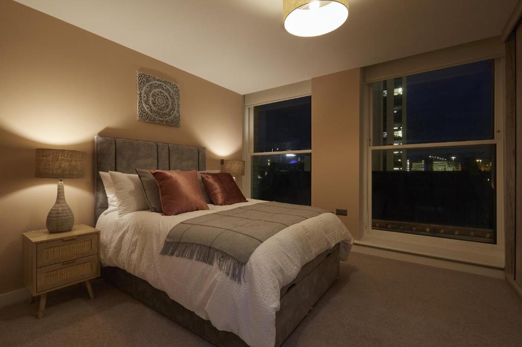 Hayy Luxury 2 Bed Apartments in Leeds City Centre 1