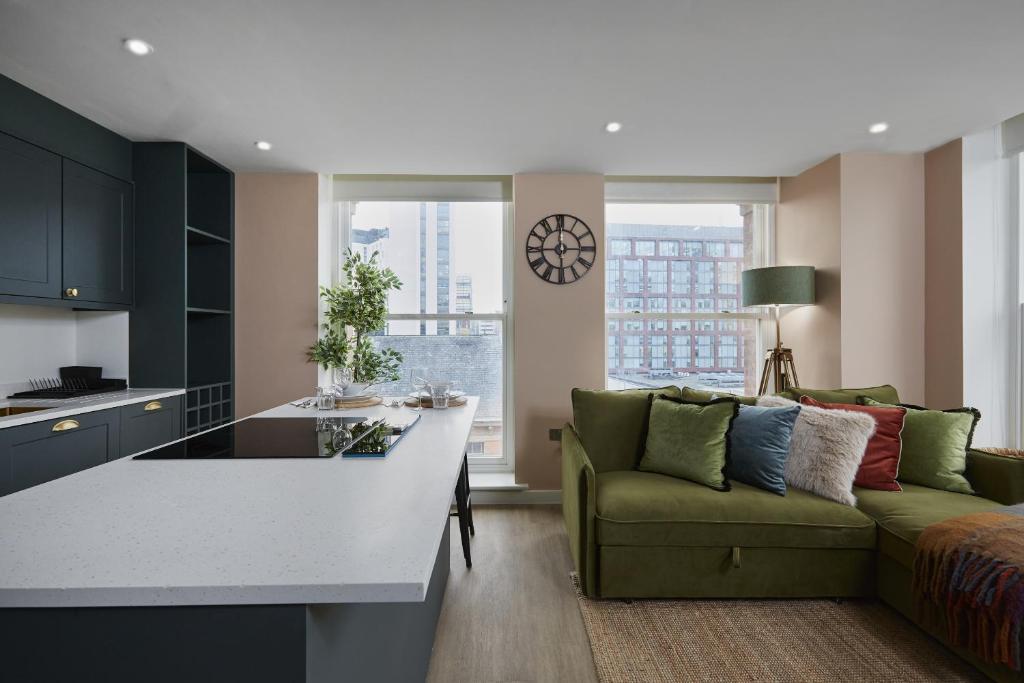 Hayy Luxury 2 Bed Apartments in Leeds City Centre 4