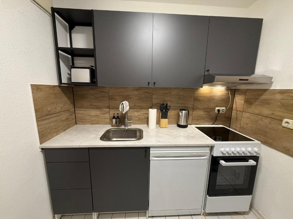 Modernes Apartment mit Balkon & Gratis Parkplatz bei Uniklinik 8