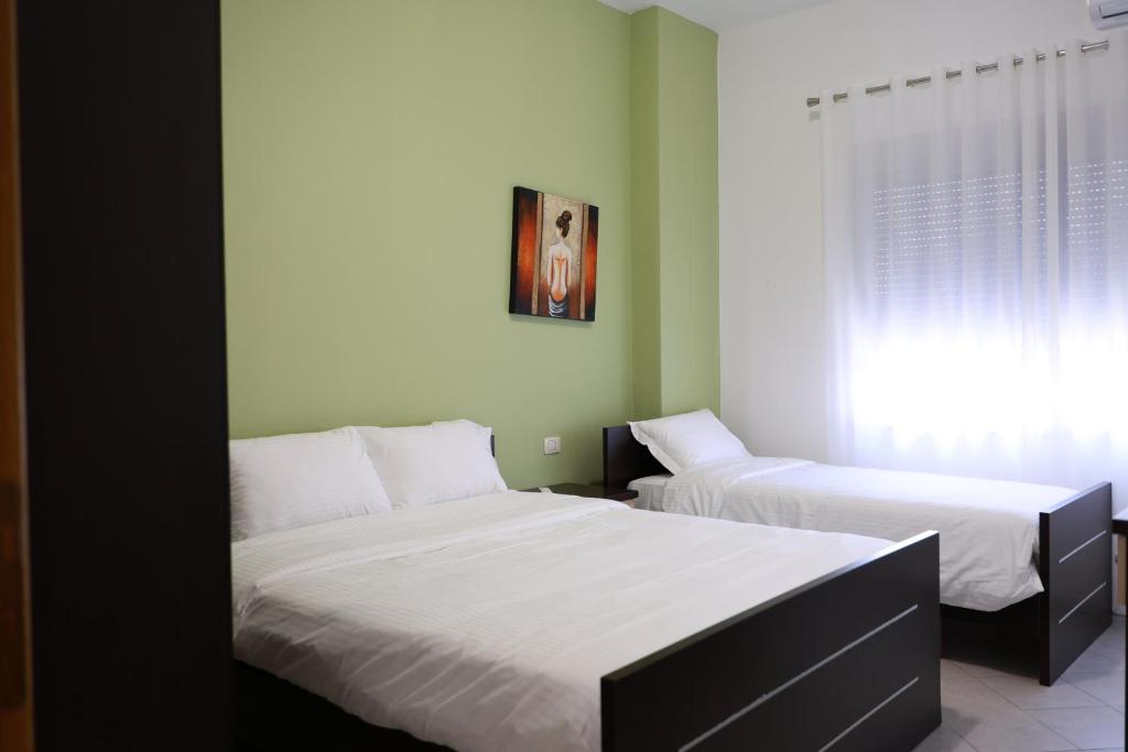 Palm Breeze Apartments 7