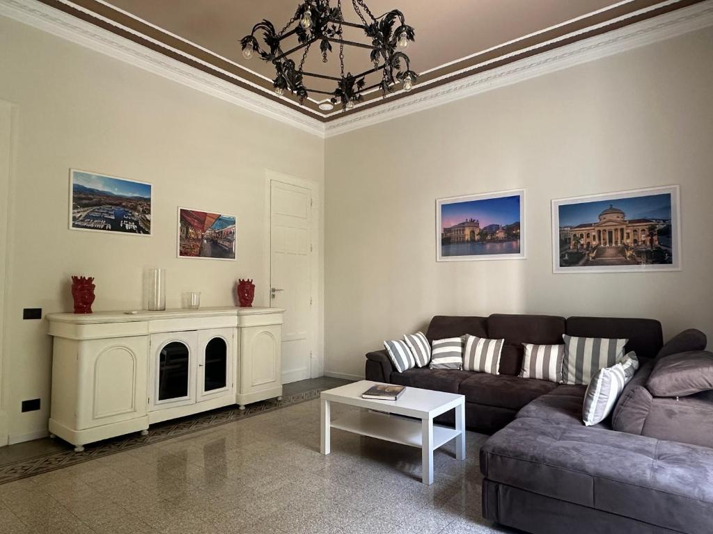 Granatelli Apartment 7