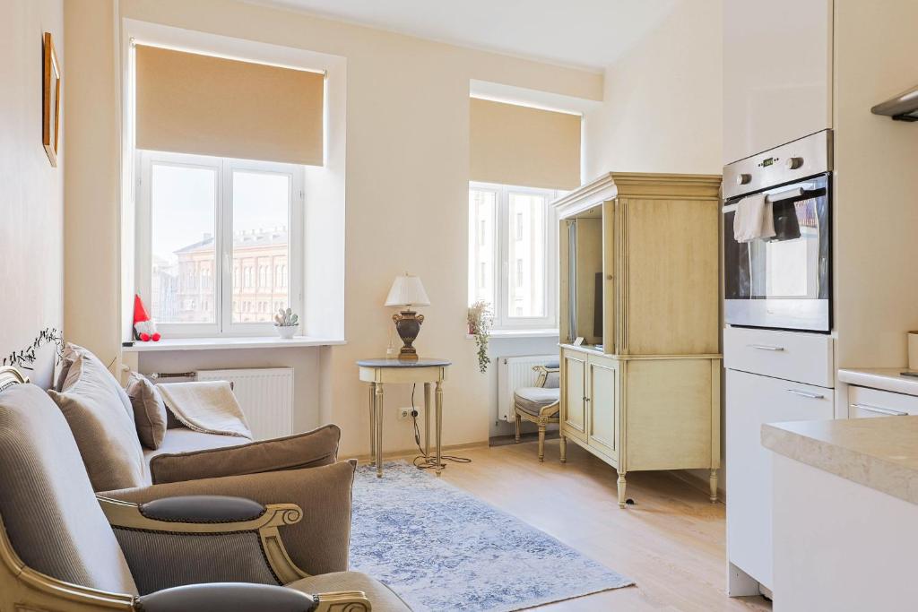 Old Town Doma View 1BR Stays 3
