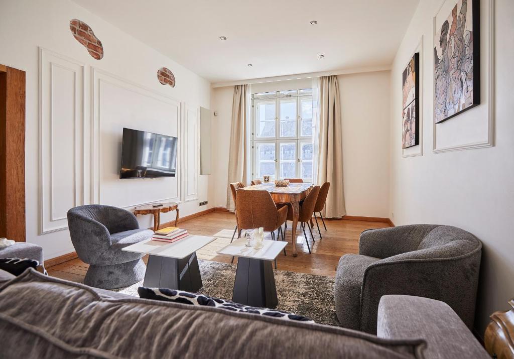 Old Town - Hall Square Apartment 2