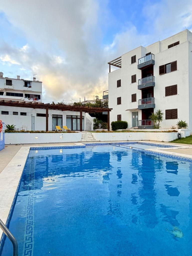 LEGACY SUITES & APARTMENTS ALBUFEIRA AL - No Groups 4