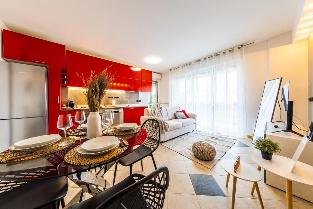 Milan Santa Giulia Bright apartment with 2 terraces 3