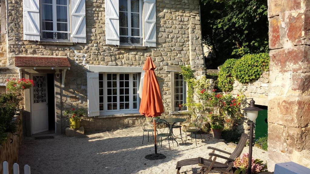 GÎTE DU VALAMBOURG 6