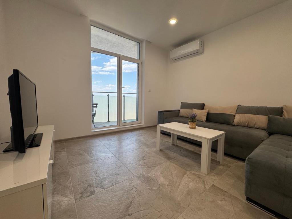 A2 Residence Two Bedroom Apartment 2