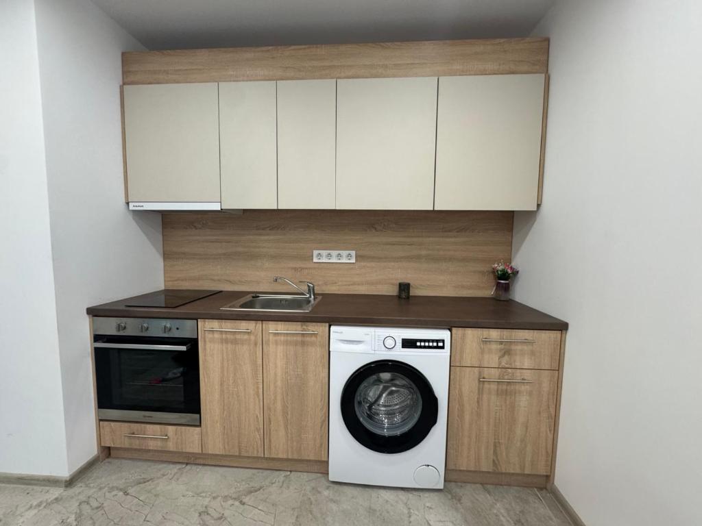 A2 Residence Two Bedroom Apartment 4