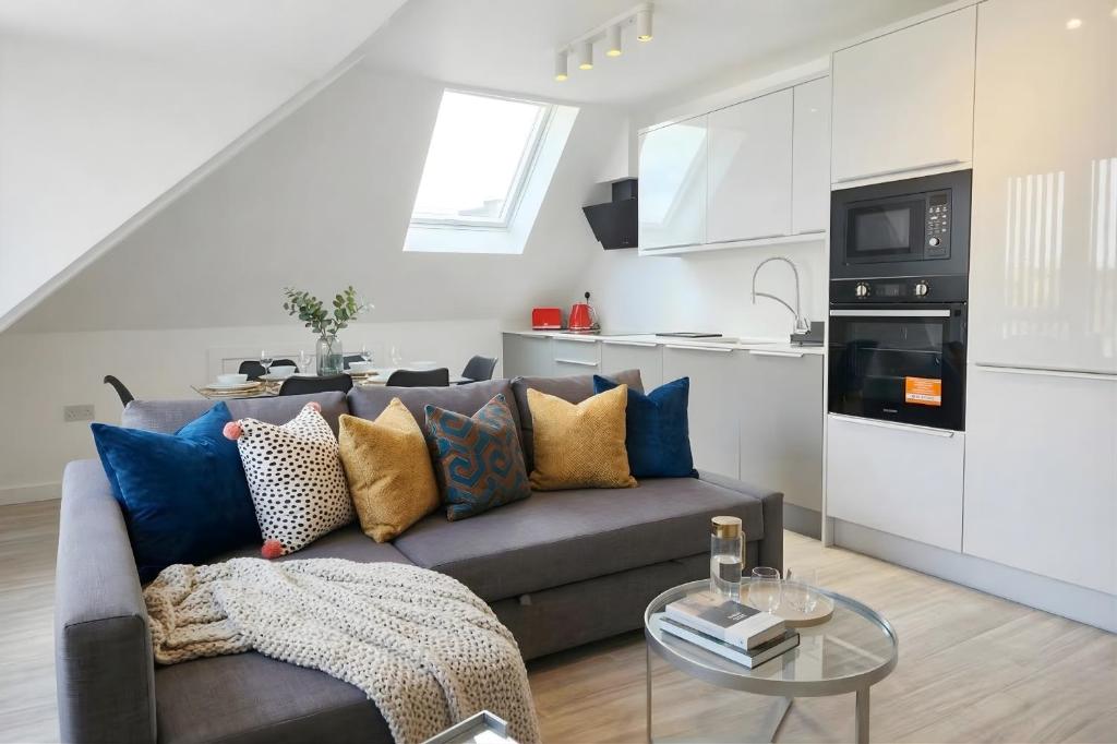 Paradigm Court, Modern 1-Bedroom Apartment, Oxford 1