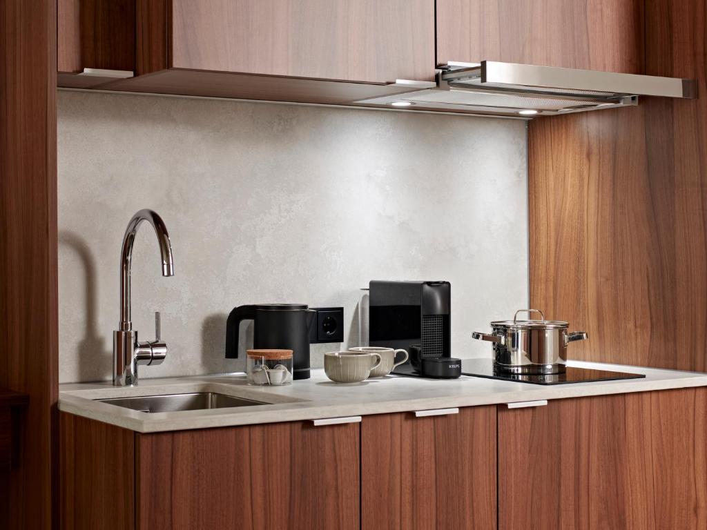 Numa Rotterdam Coolsingel 8