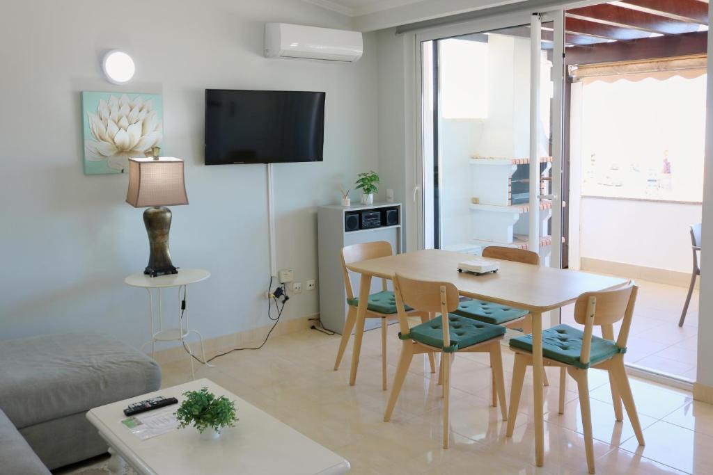 Sant'Amaro - Sea View Apartment 5