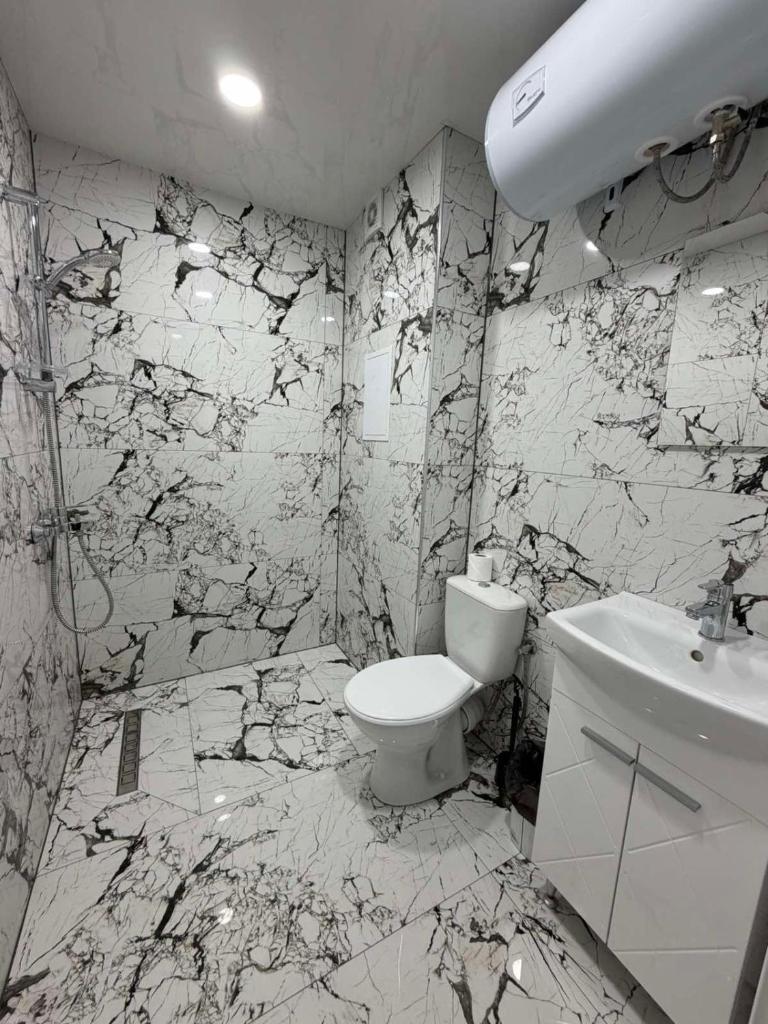 214th Residence One Bedroom Apartment 6