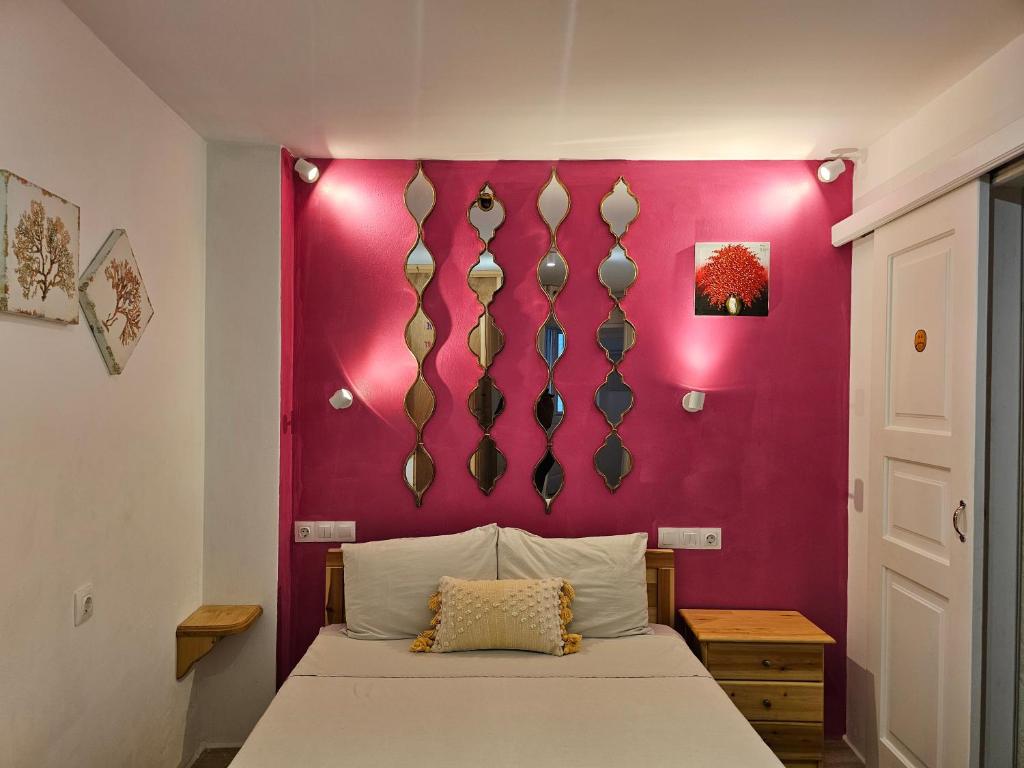 Strawberry Mykonos 2