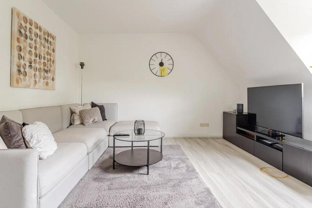 Stylish & comfortable 2-bedroom apartment in the heart of Cologne 5