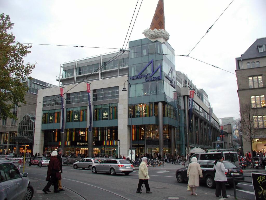 Stylish & comfortable 2-bedroom apartment in the heart of Cologne 6