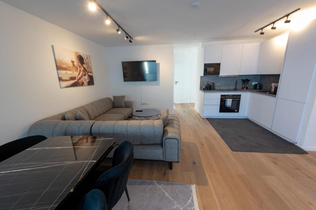 Retsina Apartments 3