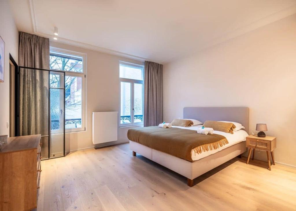 Bright apartment with terrace in heart of Ghent 5