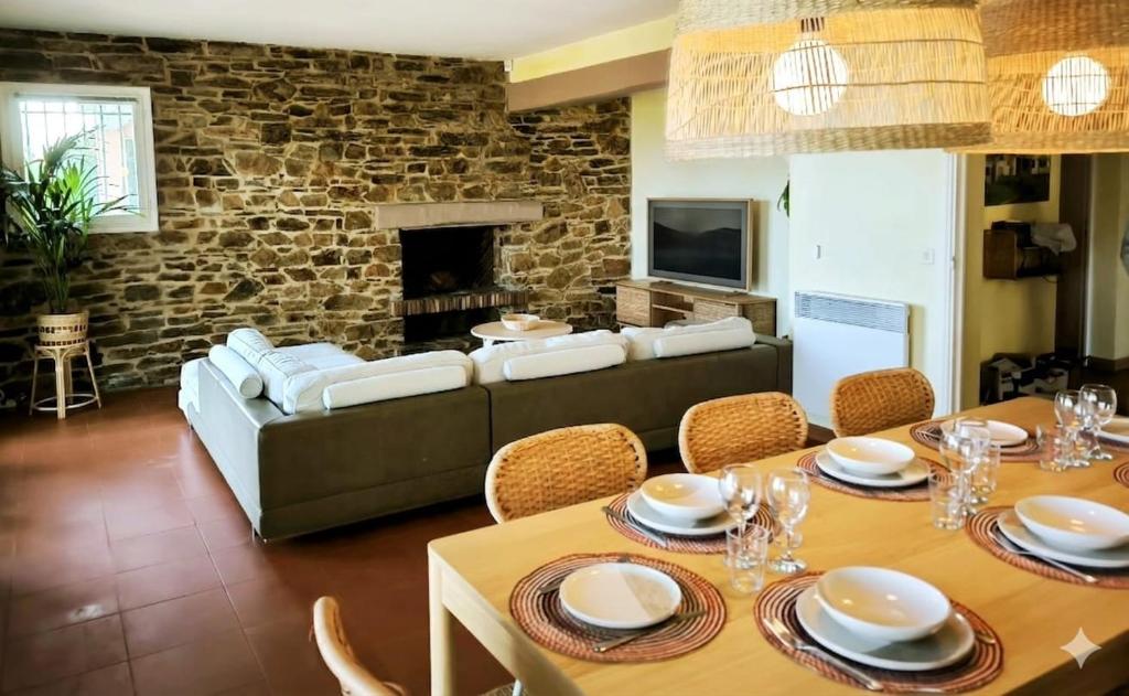 Villa "Pins d'Azur" Vue mer, Piscine et Jacuzzi 5