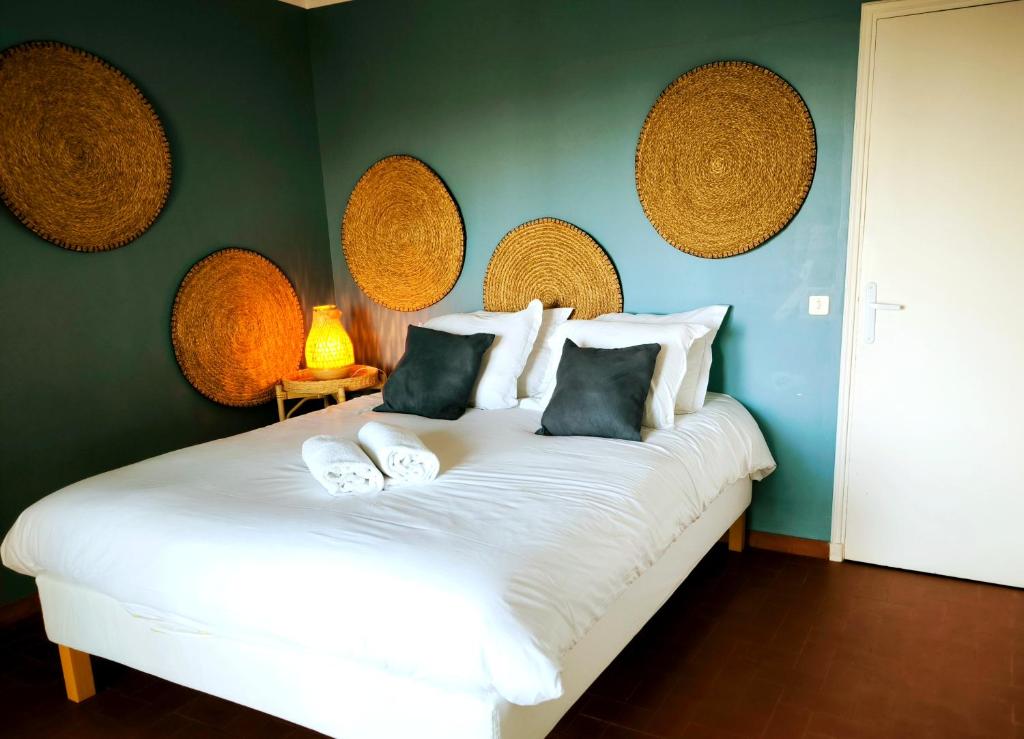 Villa "Pins d'Azur" Vue mer, Piscine et Jacuzzi 7