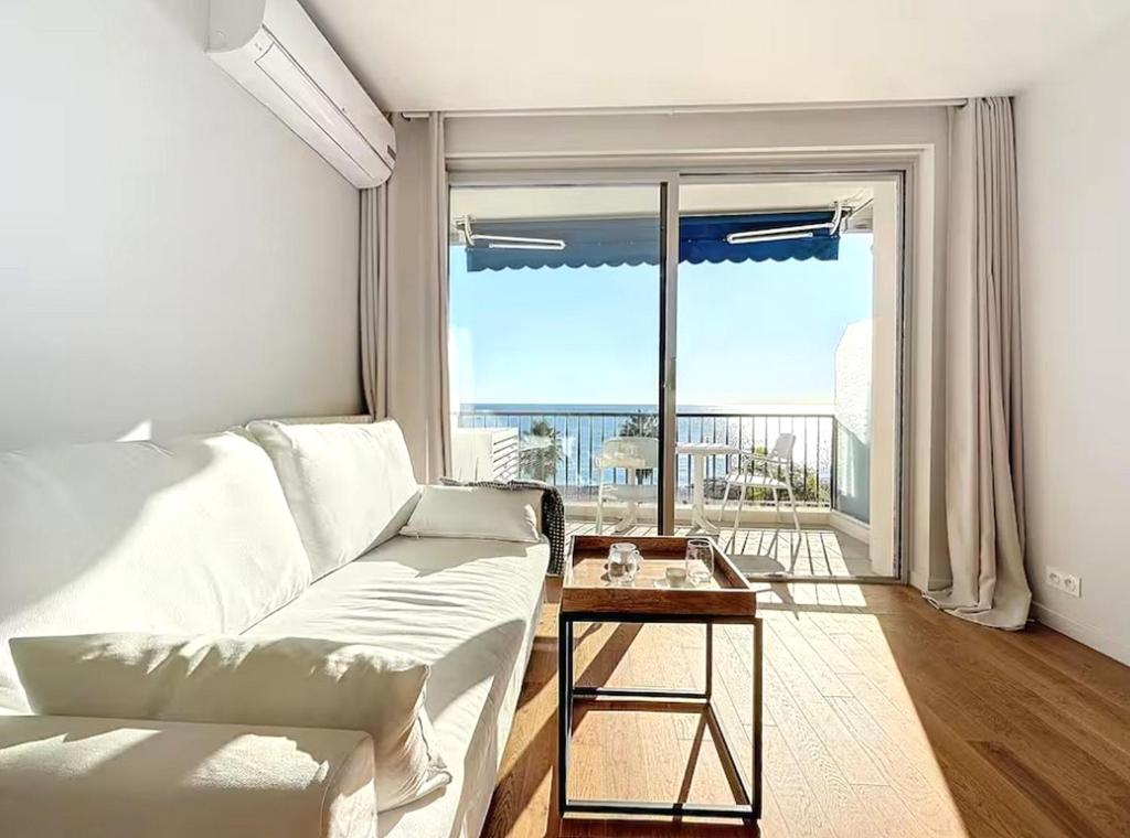 Appartement de luxe en première ligne avec vue sur mer 7