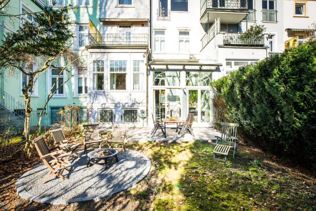 Soirée Villa near Alster with Garden and Party Room 8