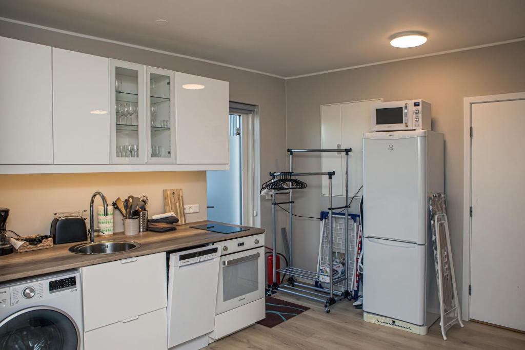 Cosy modern apartment in Kopavogur 4