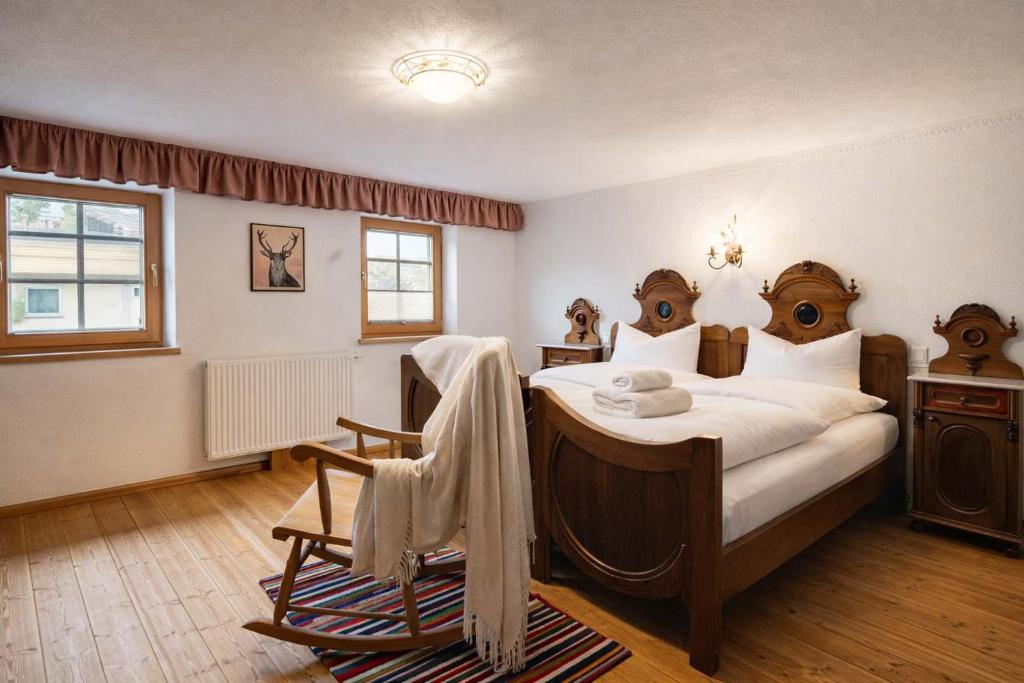 Tiroler TRAUMHAUS - a holiday home with mountain views and a garden 3