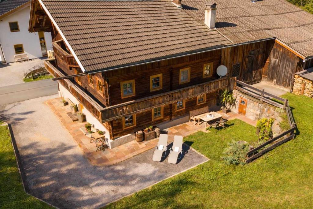 Tiroler TRAUMHAUS - a holiday home with mountain views and a garden 6