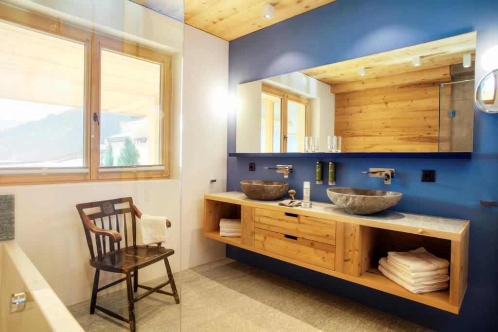 RACING Suite - Terrace & Sauna Access 7