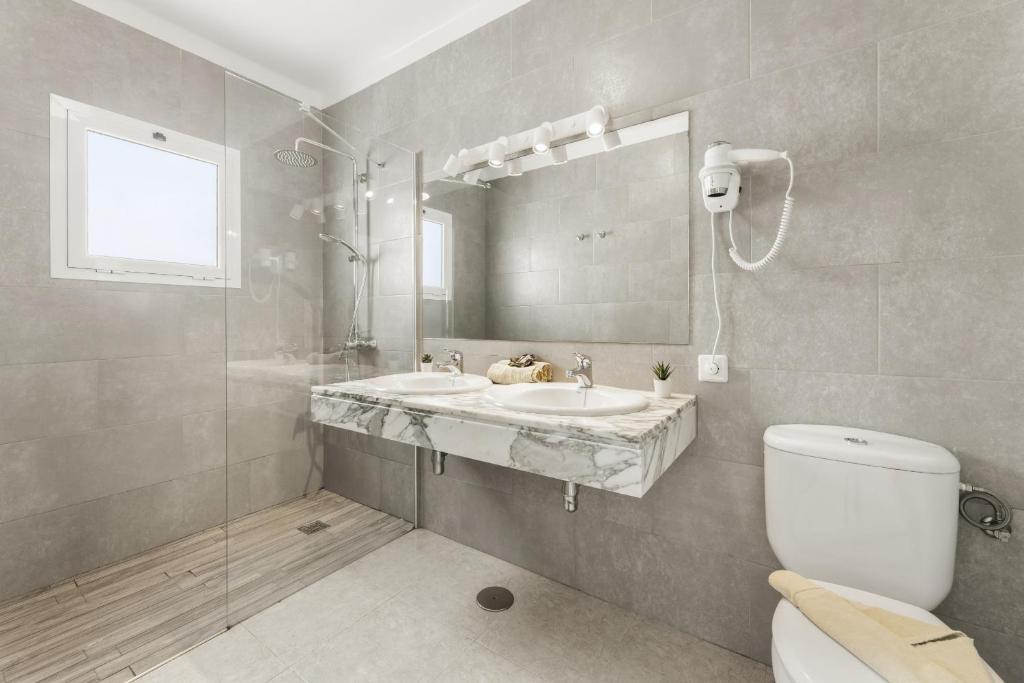 CASA LA GERIA - 3 by Escape Home 3