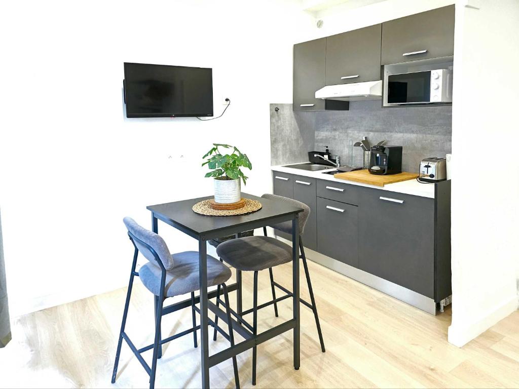 Scarlo Studio in Marseile city center Vieux-Port and Opera area 7