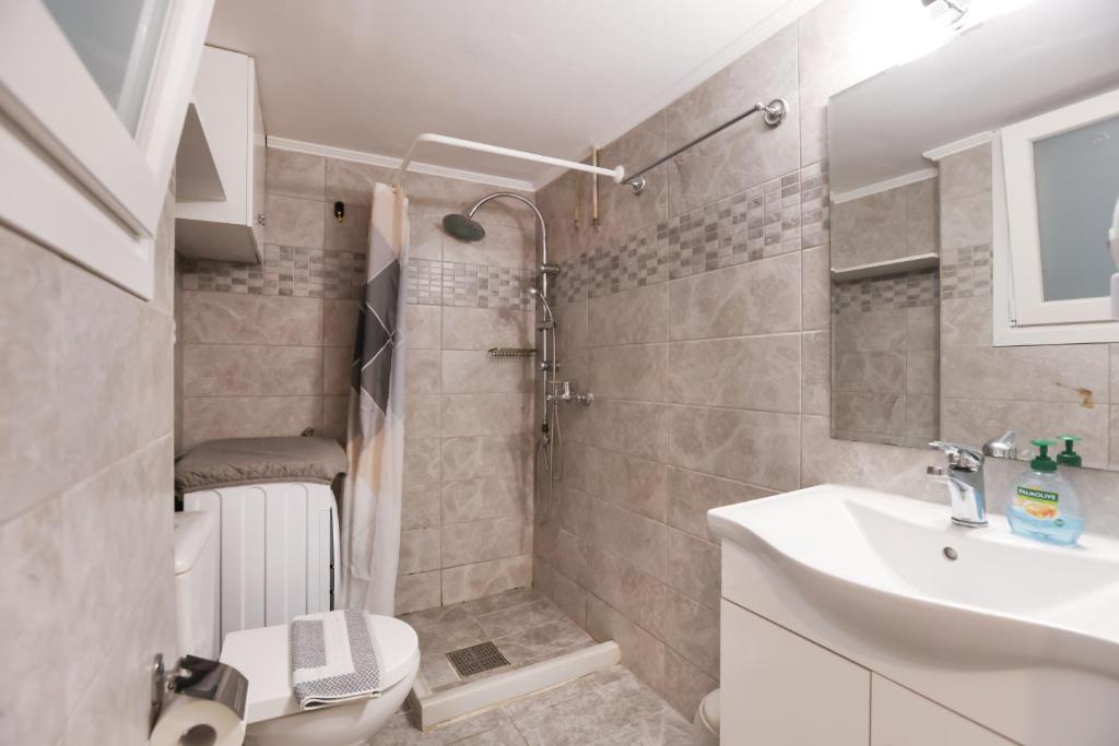 OINO APARTMENT 8