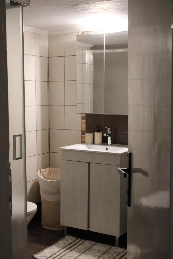 Thesis Apartment 8