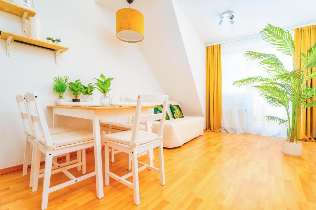 Bis 5 Personen - Helle Whg, Top Lage, 1x Tiefgarage Parkplatz 3