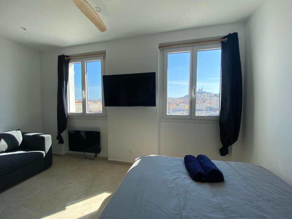 Appartement vue imprenable Vieux-Port et Notre Dame 8