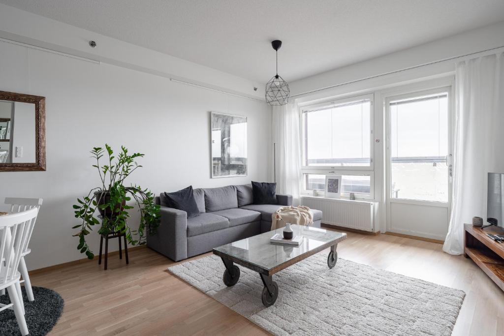 1BR at Nokia Arena - Views, Balcony & Sauna 1
